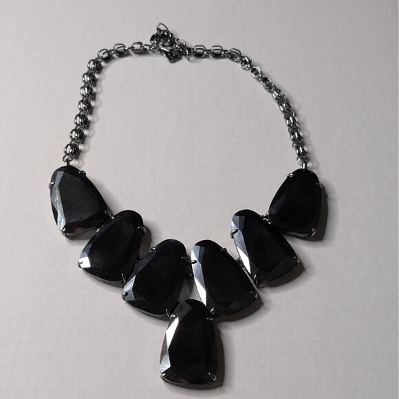 Kendra Scott Black Harlow Iridescent Necklace Gunmetal Chain with Jewerly Bag - Picture 1 of 11